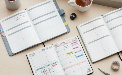 Agenda, bullet journal et journal de productivité